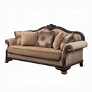 Chateau De Ville Sofa With 5 Pillows