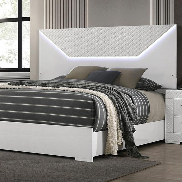 Whitby E.King & Queen Bed