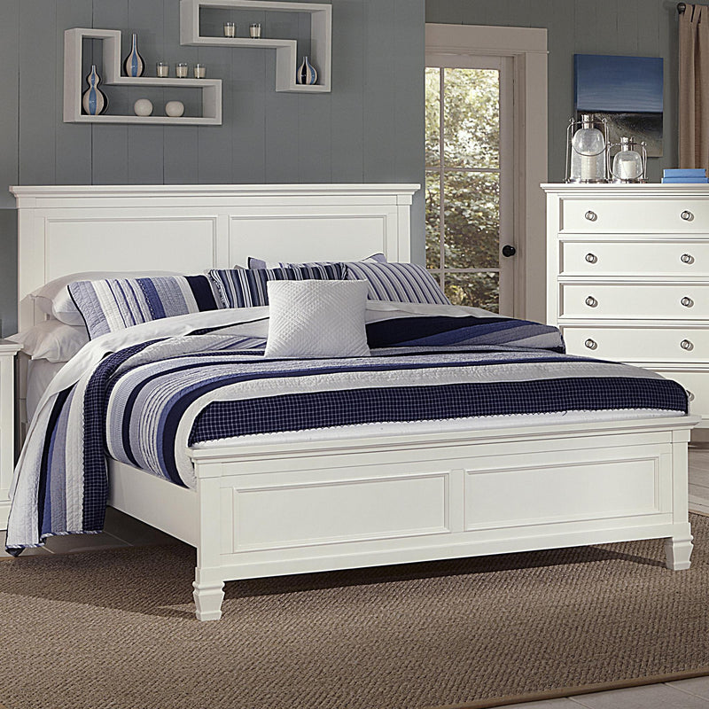 New Classic Tamarack King Panel Bed in White