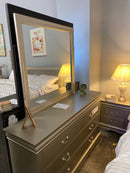 Louis Philip Bedroom Set