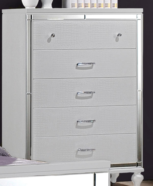 New Classic Furniture Valentino 5 Drawer Chest in White image