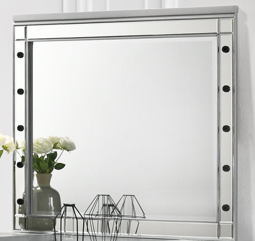 New Classic Valentino Vanity Table Mirror in Silver BA9698S-091 image