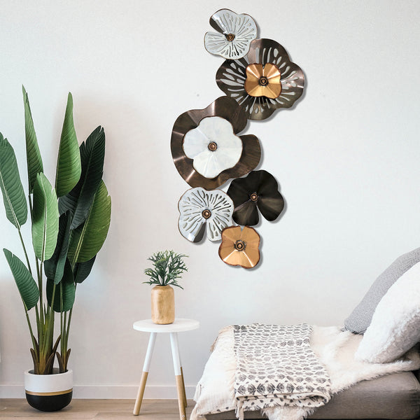 Metal, 33" Flowers Wall Deco, Black/gold image